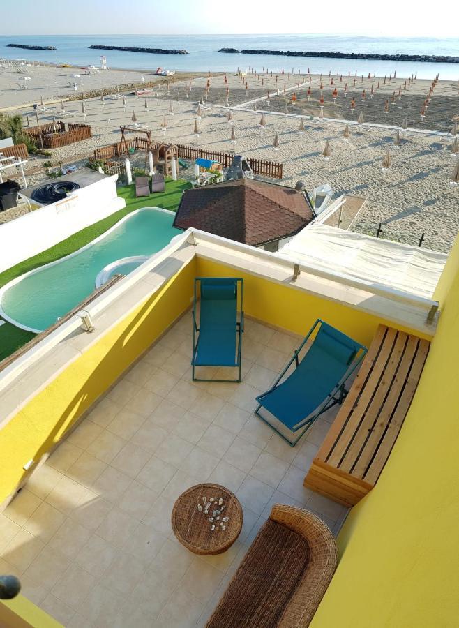 Hotel Estate Rimini Extérieur photo