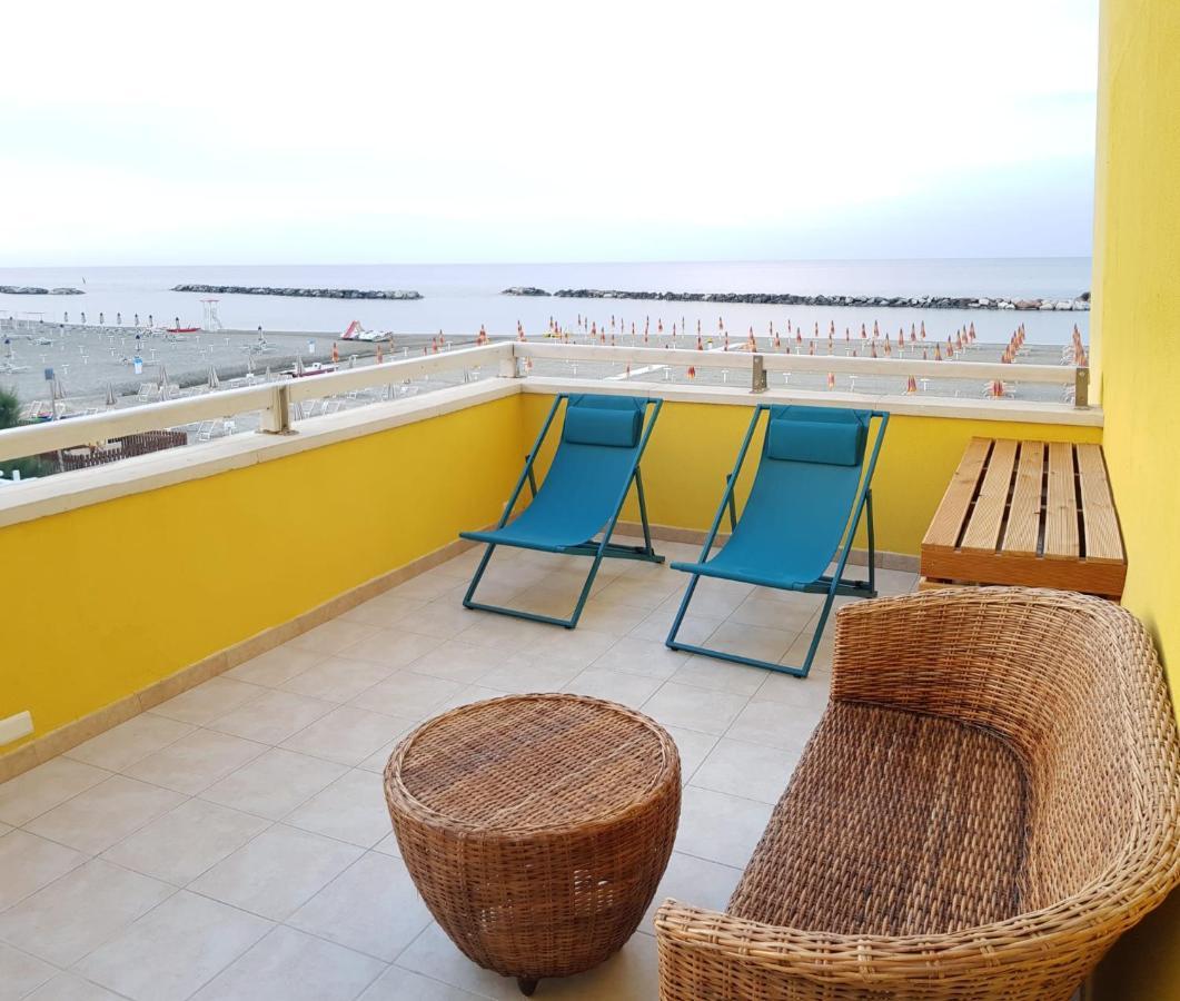 Hotel Estate Rimini Extérieur photo
